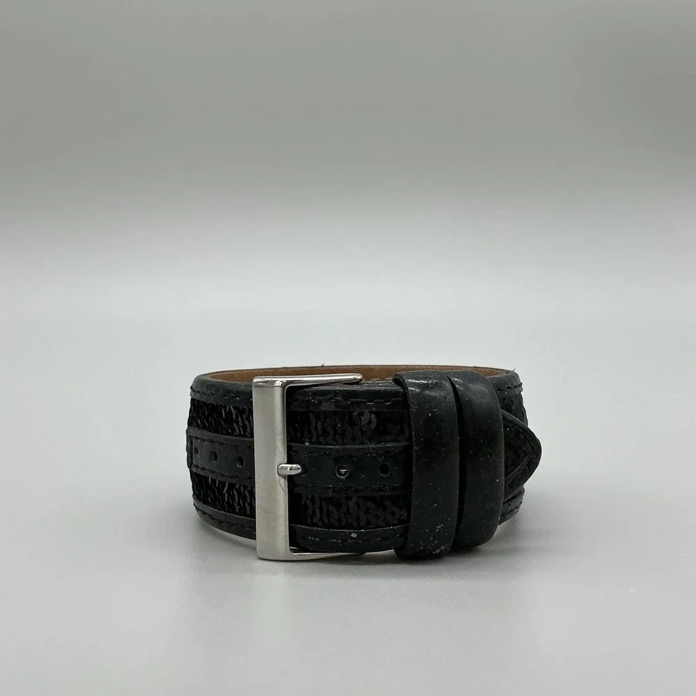 Guess Womens Watch 20mm Silver Tone Black Leather Gem Logo Cuff New Battery